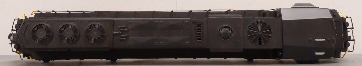 Lionel 6-83424 O Norfolk Southern Legacy SD60E Diesel Locomotive #6916