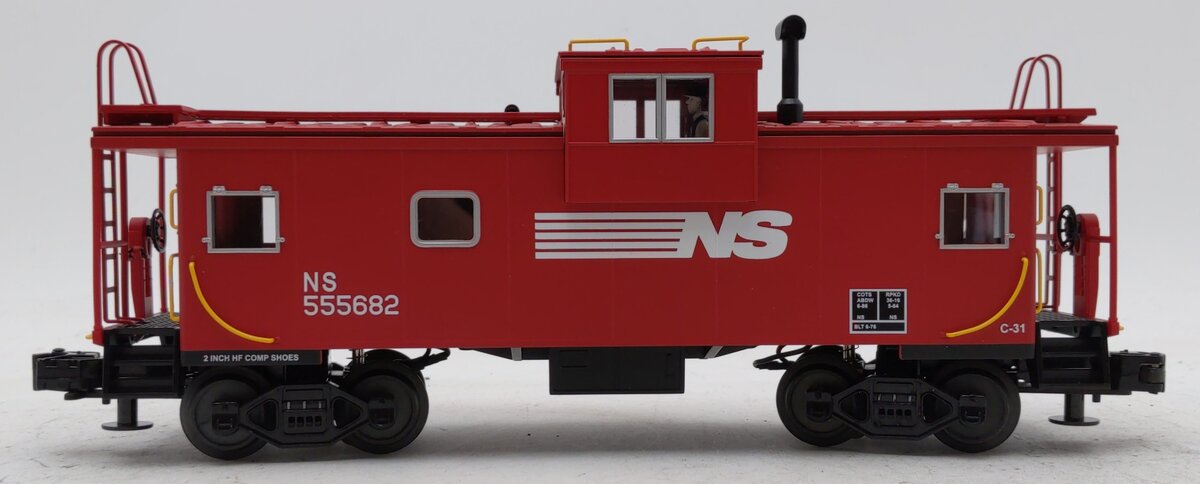MTH 20-91062 O Gauge Norfolk Southern Extended Vision Caboose #555682 LN/Box