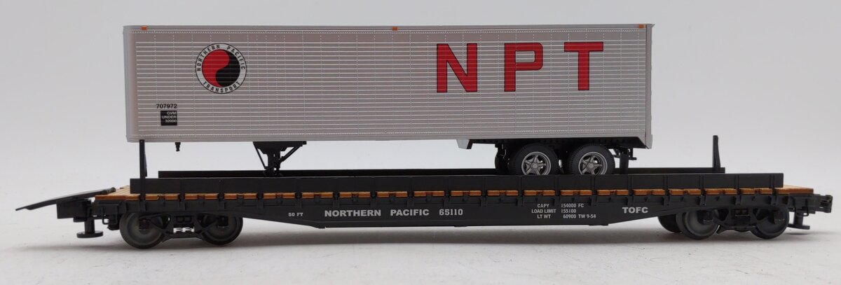 Lionel 6-84870 O Northern Pacific 50' Flatcar PS-4 with 40' Trailer #65110