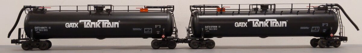 Lionel 6-29774 O GATX TankTrain Tank Car (Set of 2)