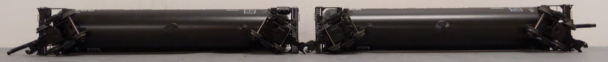 Lionel 6-29774 O GATX TankTrain Tank Car (Set of 2)