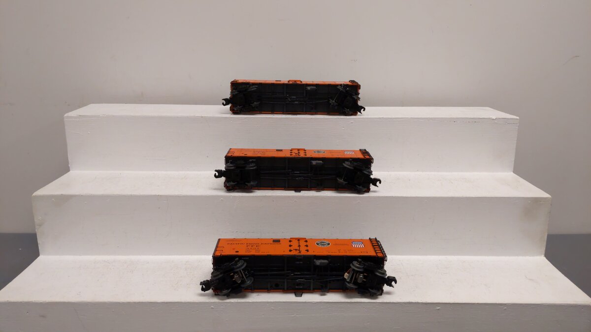 Lionel 2026970 O VISIONLINE Pacific Fruit Express Reefer Cars (Pack of 3) MT/Box
