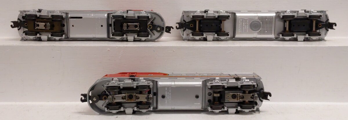 Lionel 6-11711 O Santa Fe F-3 ABA Diesel Locomotive Set #8100/8100/8102 with RS NIB