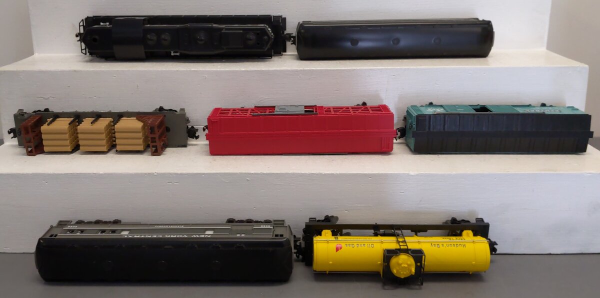 Lionel 6-11744 O Gauge New York Central Passenger/Freight Train Set MT/Box