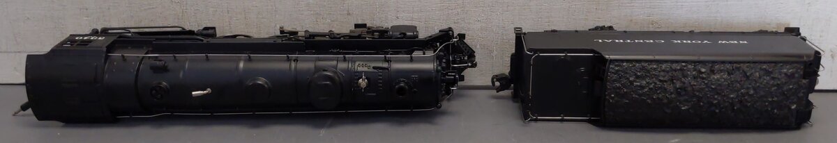 Lionel 6-18005 O Gauge NYC 4-6-4 700E Hudson Steam Loco & Tender #5340 LN/Box