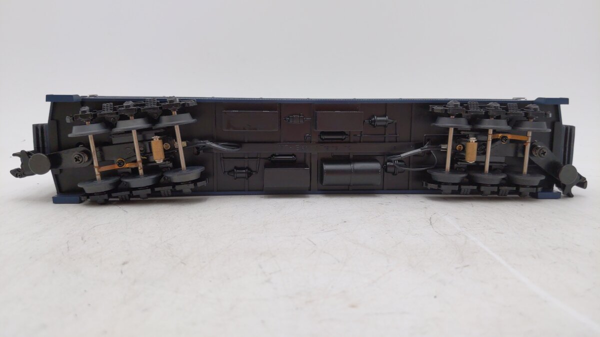 MTH 30-6221 O Gauge Texas & Pacific Madison Passenger Car #1302 LN/Box