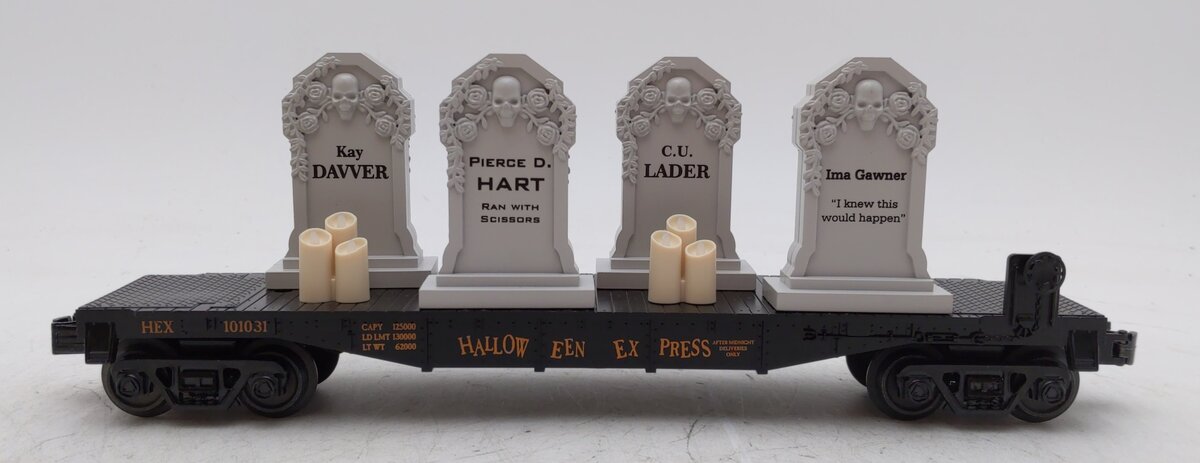 MTH 30-76784 O Halloween Flatcar with Headstones & Flickering Lighted Cand