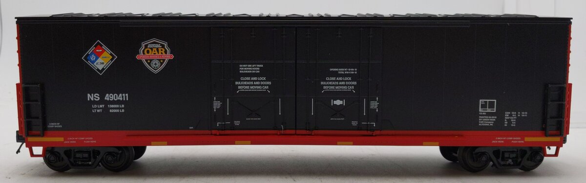 MTH 20-93698 Norfolk Southern First Responders 50' DD Plugged Boxcar #490411