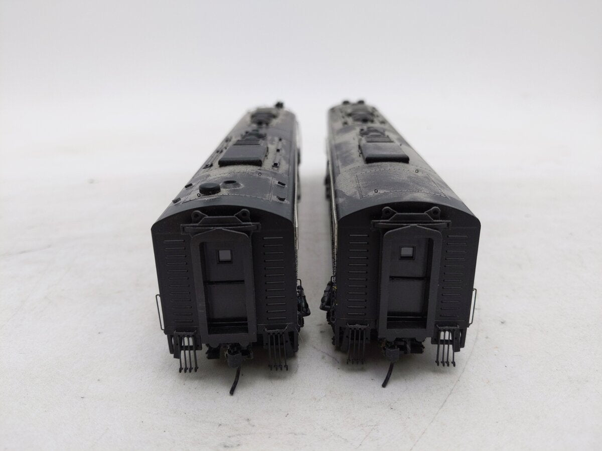 Walthers 920-41368 HO Baltimore & Ohio EMD E-9A/E8Bm Diesel Loco #1454/2415 EX/Box