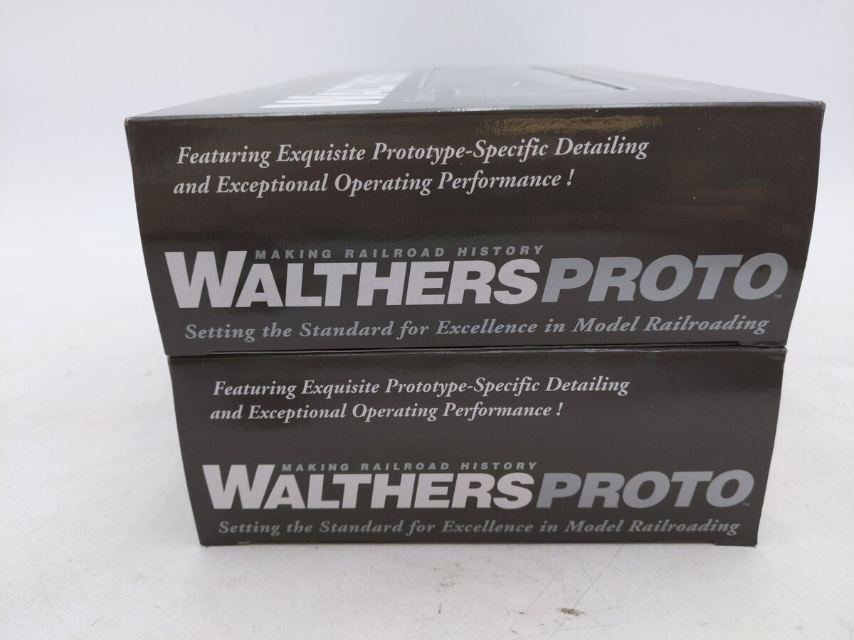 Walthers 920-41368 HO Baltimore & Ohio EMD E-9A/E8Bm Diesel Loco #1454/2415 EX/Box