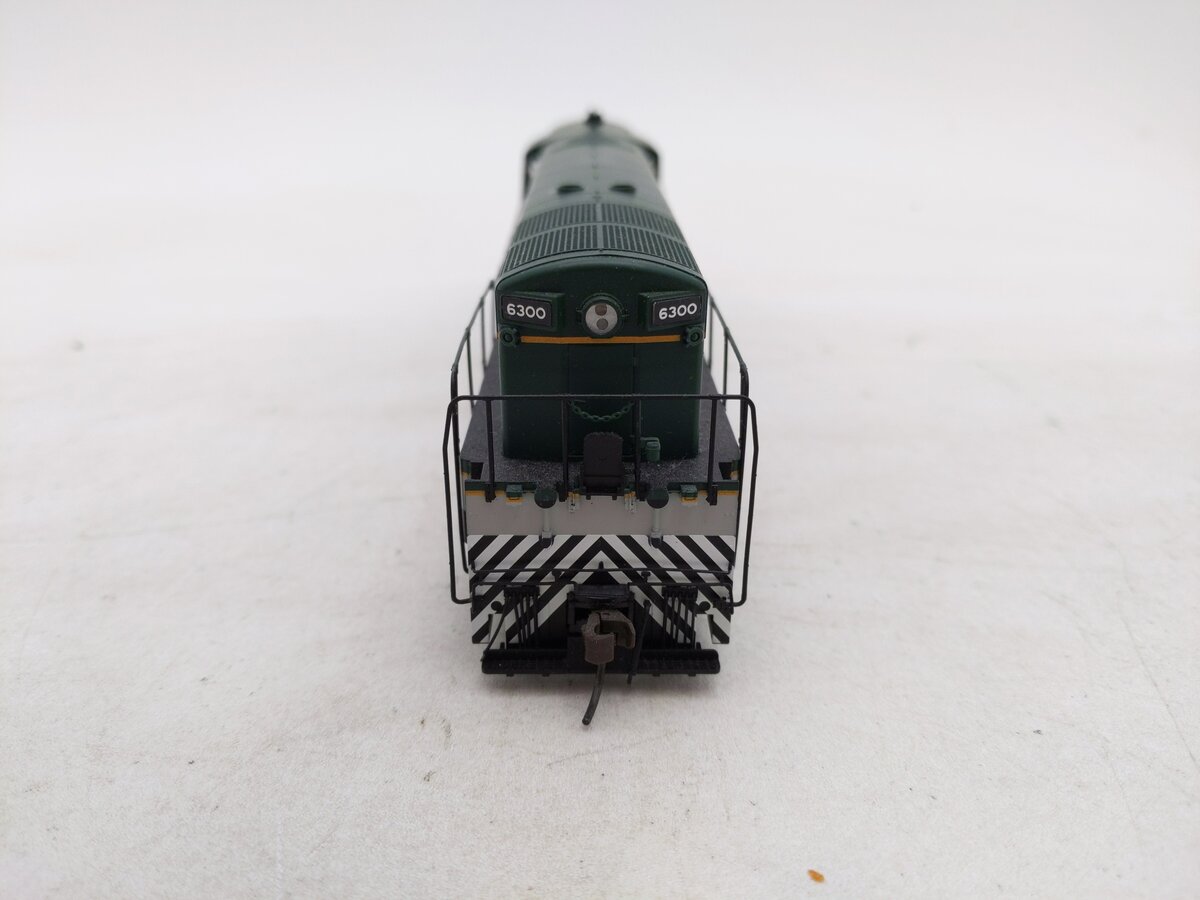 Atlas 10002229 HO Southern Train Master Locomotive #6300