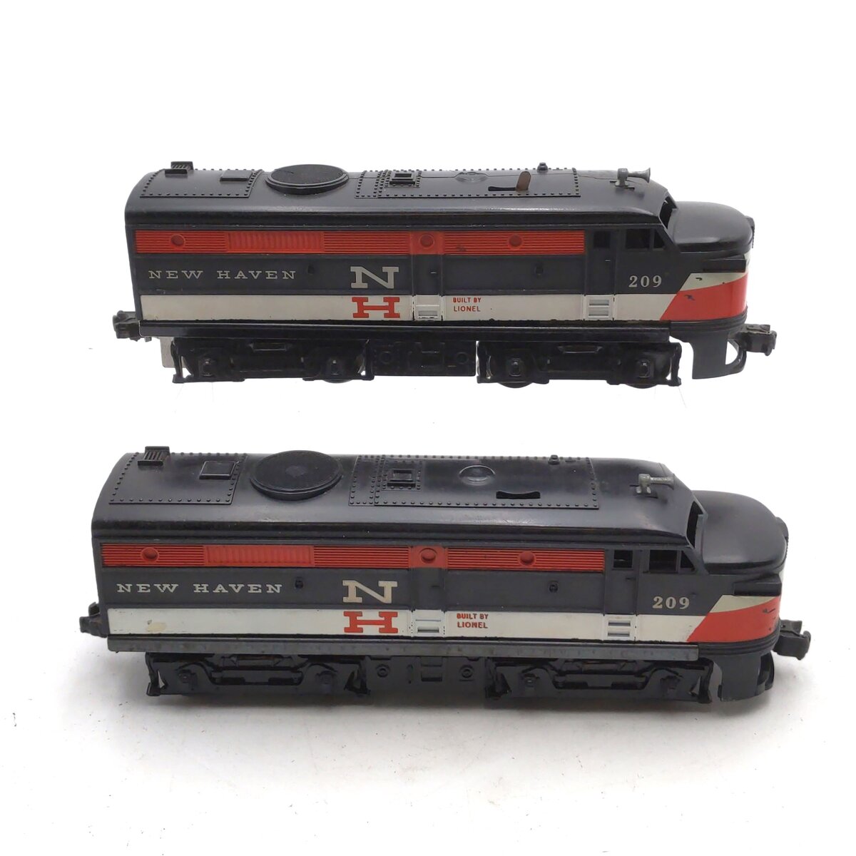 Lionel 209 Vintage O New Haven Alco AA Diesel Locomotive Set