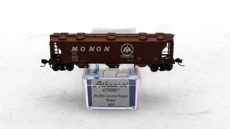 Athearn 28317 N Scale Monon PS-2 2893 3-Bay Covered Hopper Car #4420 NIB