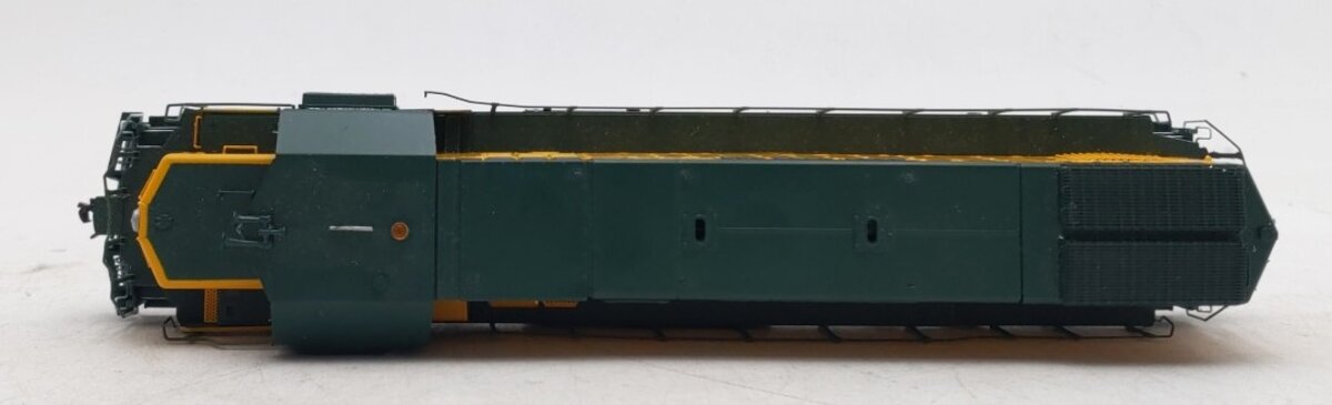 Athearn G68104 HO C&NW OY Scheme GP15-1 Diesel Locomotive w/DCC & Sound #4406