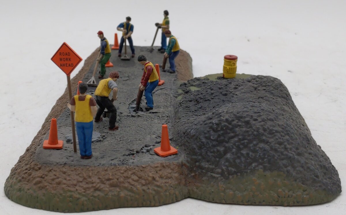 Lionel 6-14211 O Animated Road Crew Work Scene NIB