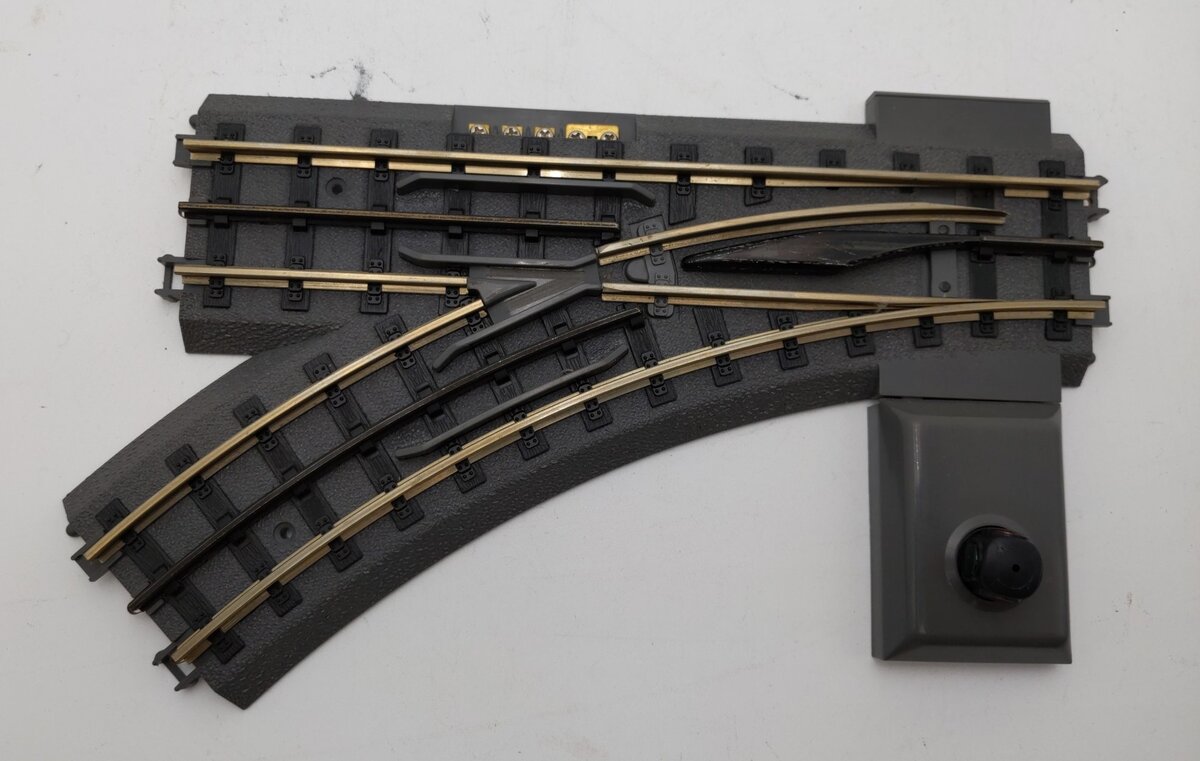 MTH 40-1005 O31 RealTrax Nickel Silver Left Hand Remote Switch Turnout LN/Box
