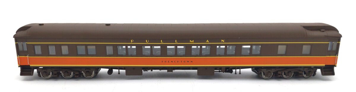 Walthers 932-10016 HO Scale Illinois Central Heavyweight Pullman 12-1 Sleeper LN/Box