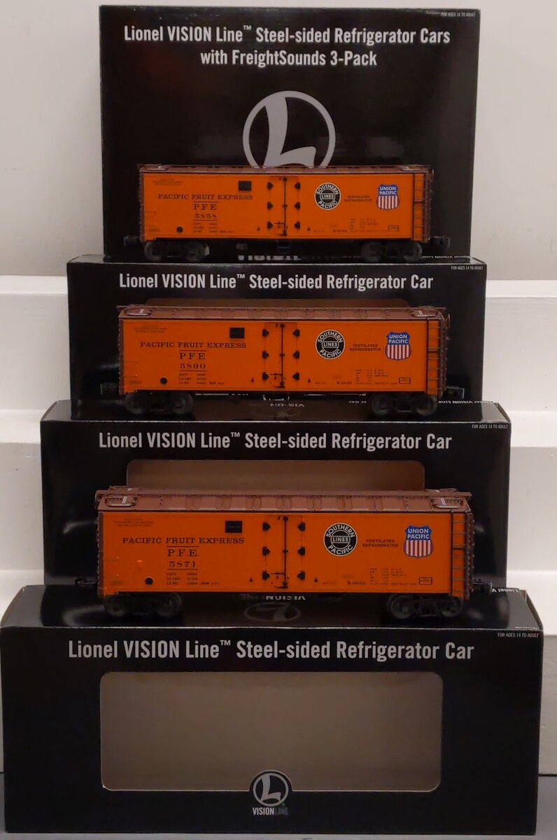 Lionel 6-83545 O VISIONLINE PFE Reefer Set w/One Operating Car (Pack of 3)