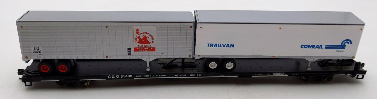 Athearn 92601 HO C&O 85' Flat Car w/2-40' Trailers