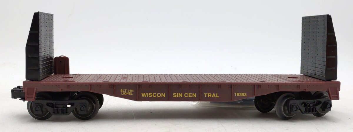 Lionel 6-16393 O Gauge Wisconsin Central Flatcar with Bulkhead and Stakes LN/Box
