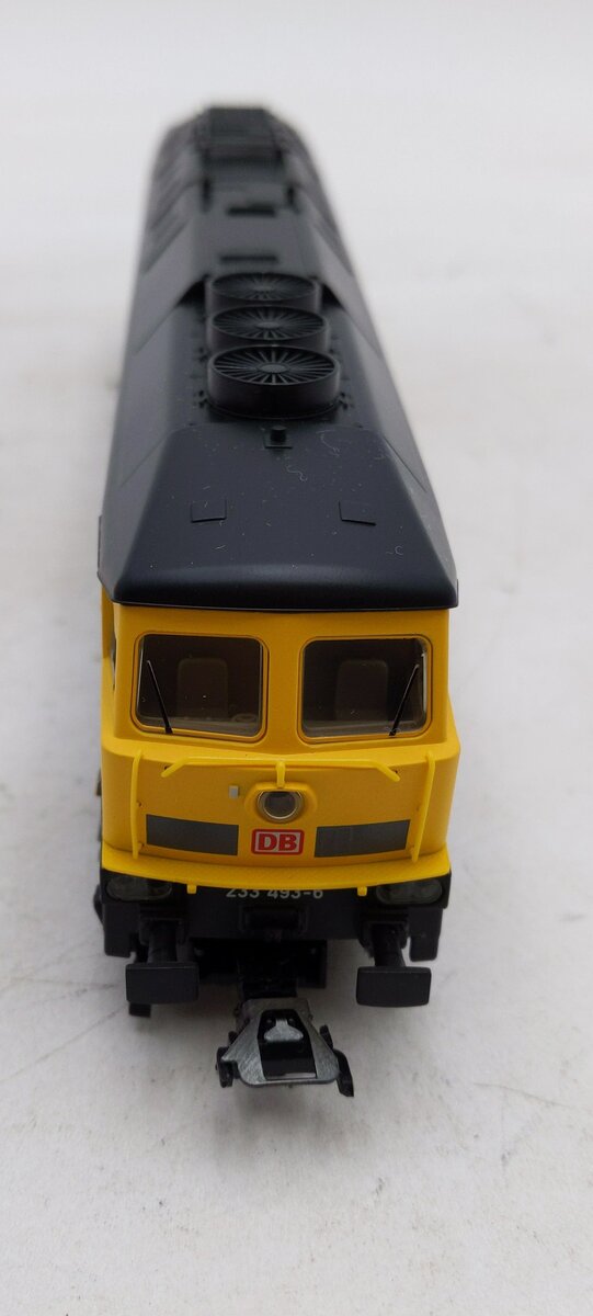 Marklin 36431 HO Digital Deutsche Bahn Class 233 Diesel Locomotive