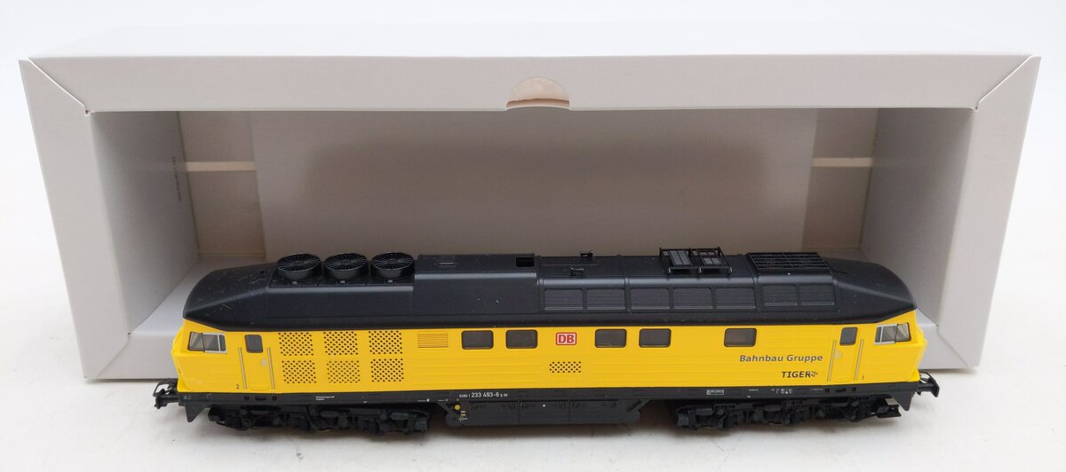 Marklin 36431 HO Digital Deutsche Bahn Class 233 Diesel Locomotive