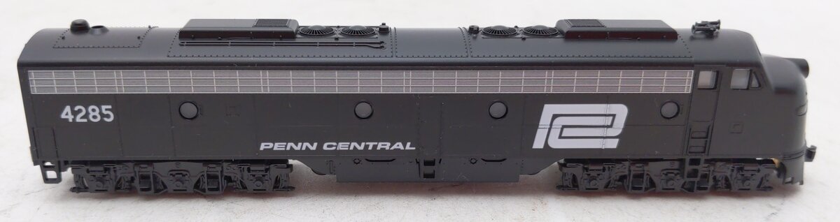 Kato 176-5343 N Scale E8A Penn Central Diesel Locomotive #4285