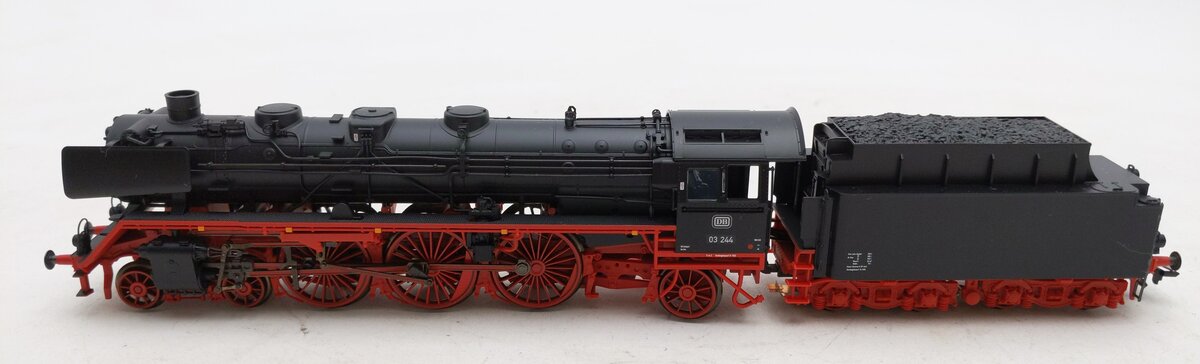 Marklin 37956 HO German Federal Railroad DB Class 03 4-6-2 w/Box Tender