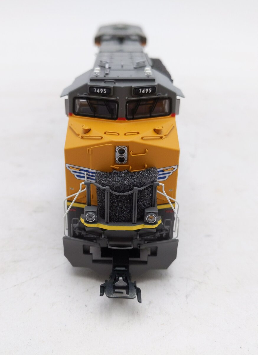 Marklin 38440 HO UP Era VI ES44AC US Diesel Locomotive with DCC/Sound #7495