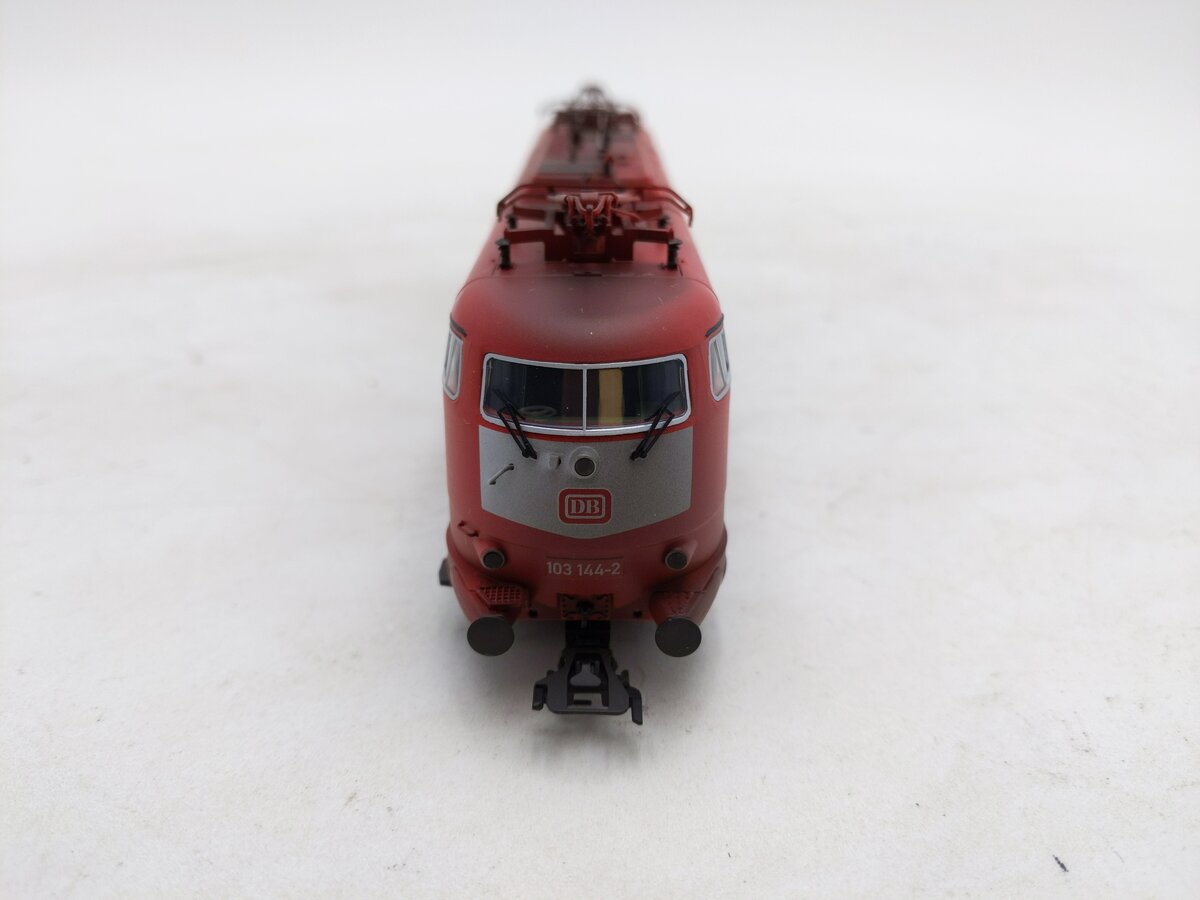Marklin 39152 HO German Federal Railroad Class 103 Electric Locomotive DCC/Sound