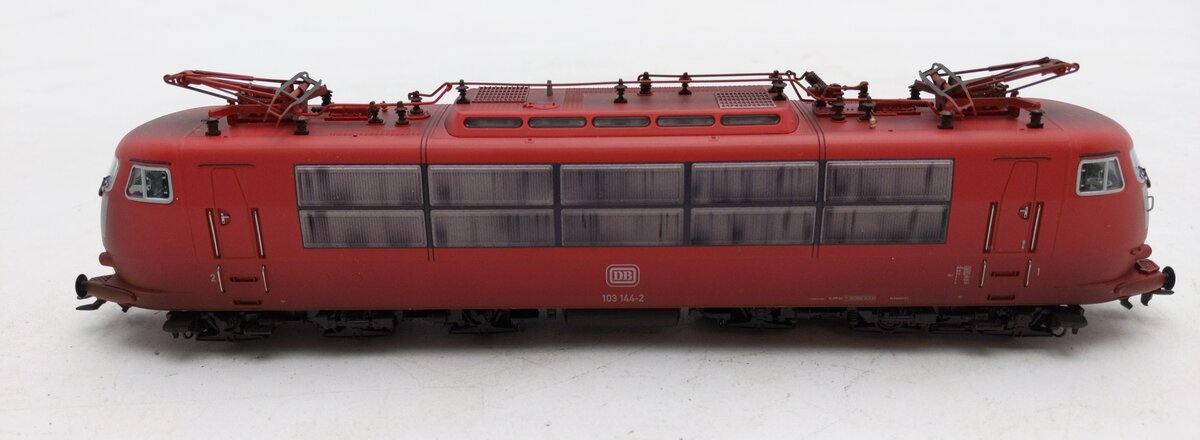 Marklin 39152 HO German Federal Railroad Class 103 Electric Locomotive DCC/Sound