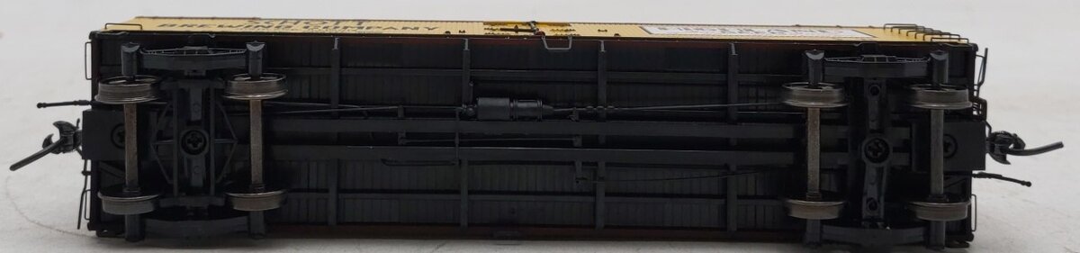 MTH 80-94031 HO Scale Schott Brewing Co. R40-2 Woodside Reefer Car #9905