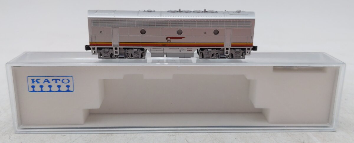 Kato 176-2211 N Santa Fe Warbonnet EMD F7 B-Unit Powered Diesel Locomotive LN/Box