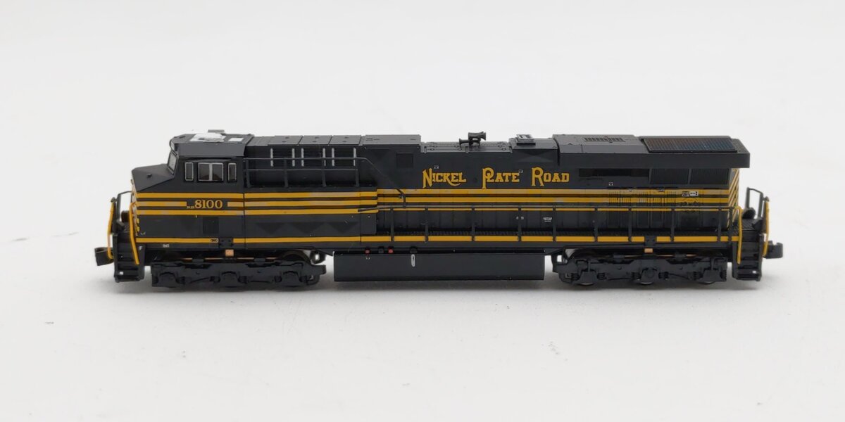 American Z-Line 62411-4 Z NS-Heritage Nickel Plate ES44AC Diesel Loco #8100 LN/Box