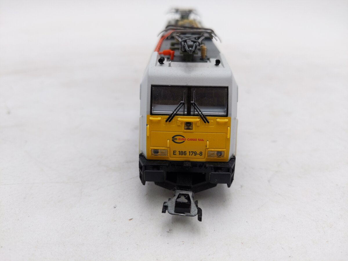 Marklin 36616 HO Bombardier Traxx Electric with 4 Pantographs - Digital Equipped