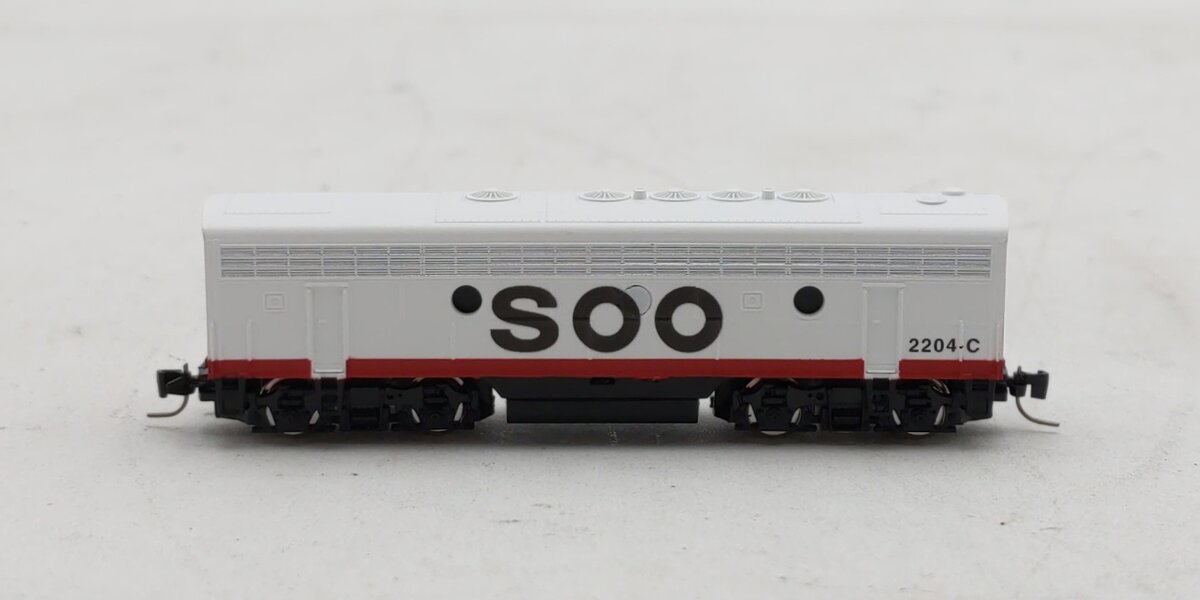 Micro-Trains 98002362 Z Soo Line EMD F7B - Standard DC #2204C