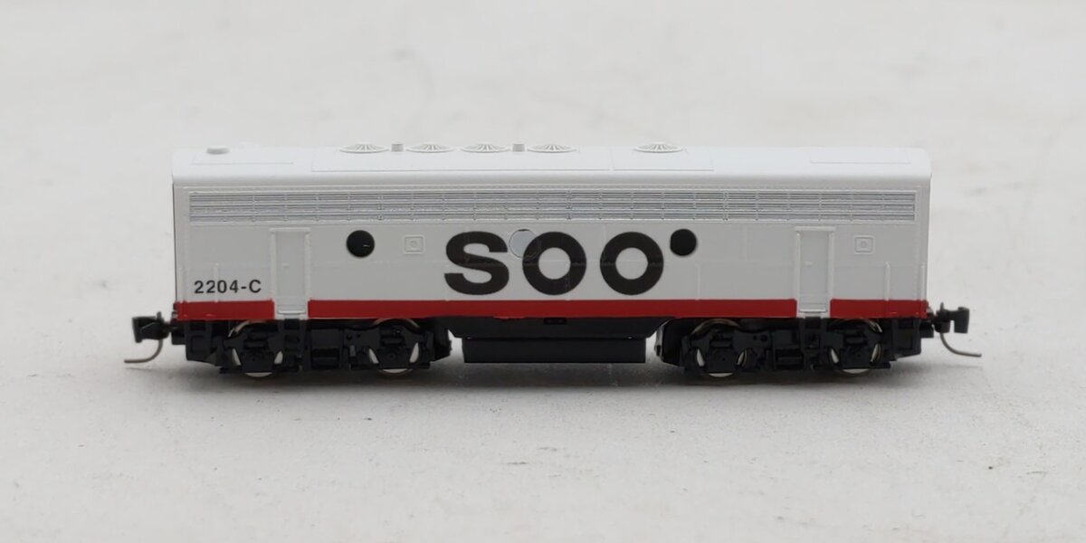 Micro-Trains 98002362 Z Soo Line EMD F7B - Standard DC #2204C