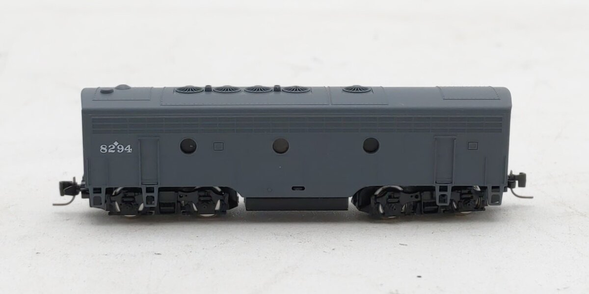 Micro-Trains 98002170 Z Southern Pacific EMD F7B - Standard DC #8294