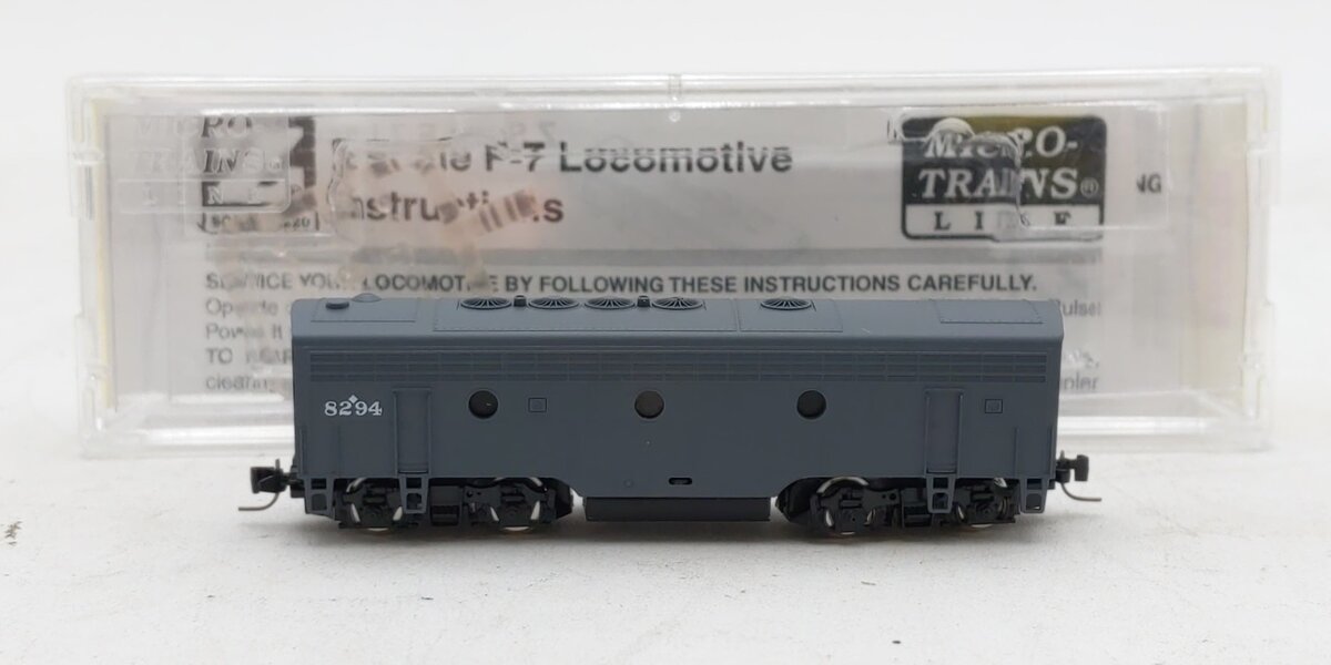 Micro-Trains 98002170 Z Southern Pacific EMD F7B - Standard DC #8294