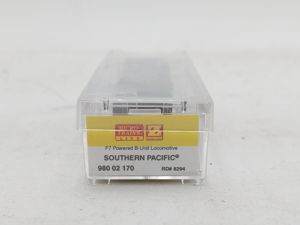 Micro-Trains 98002170 Z Southern Pacific EMD F7B - Standard DC #8294