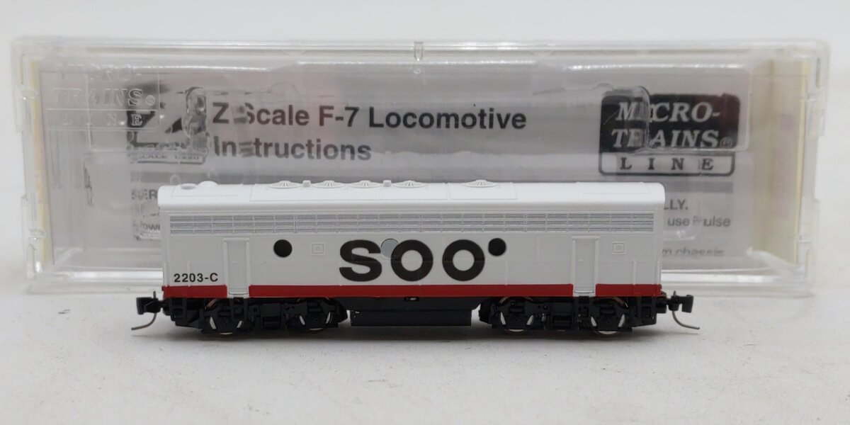 Micro-Trains 98002361 Z Soo Line EMD F7B - Standard DC #2203C