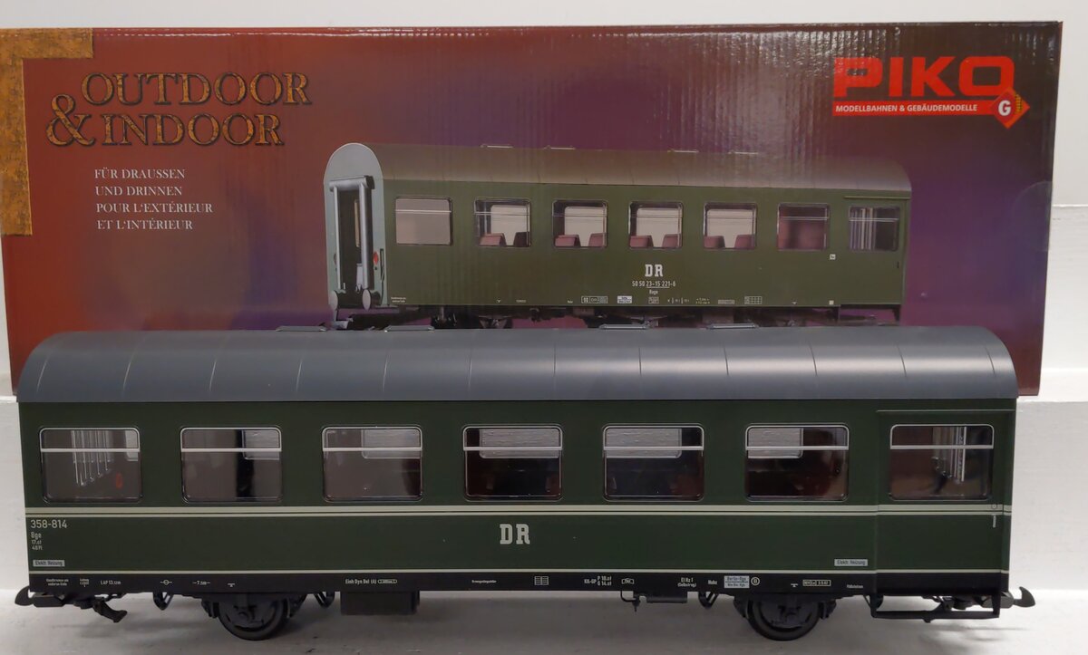 Piko 37685 G European DR III 3-Axle Coach Bagtre