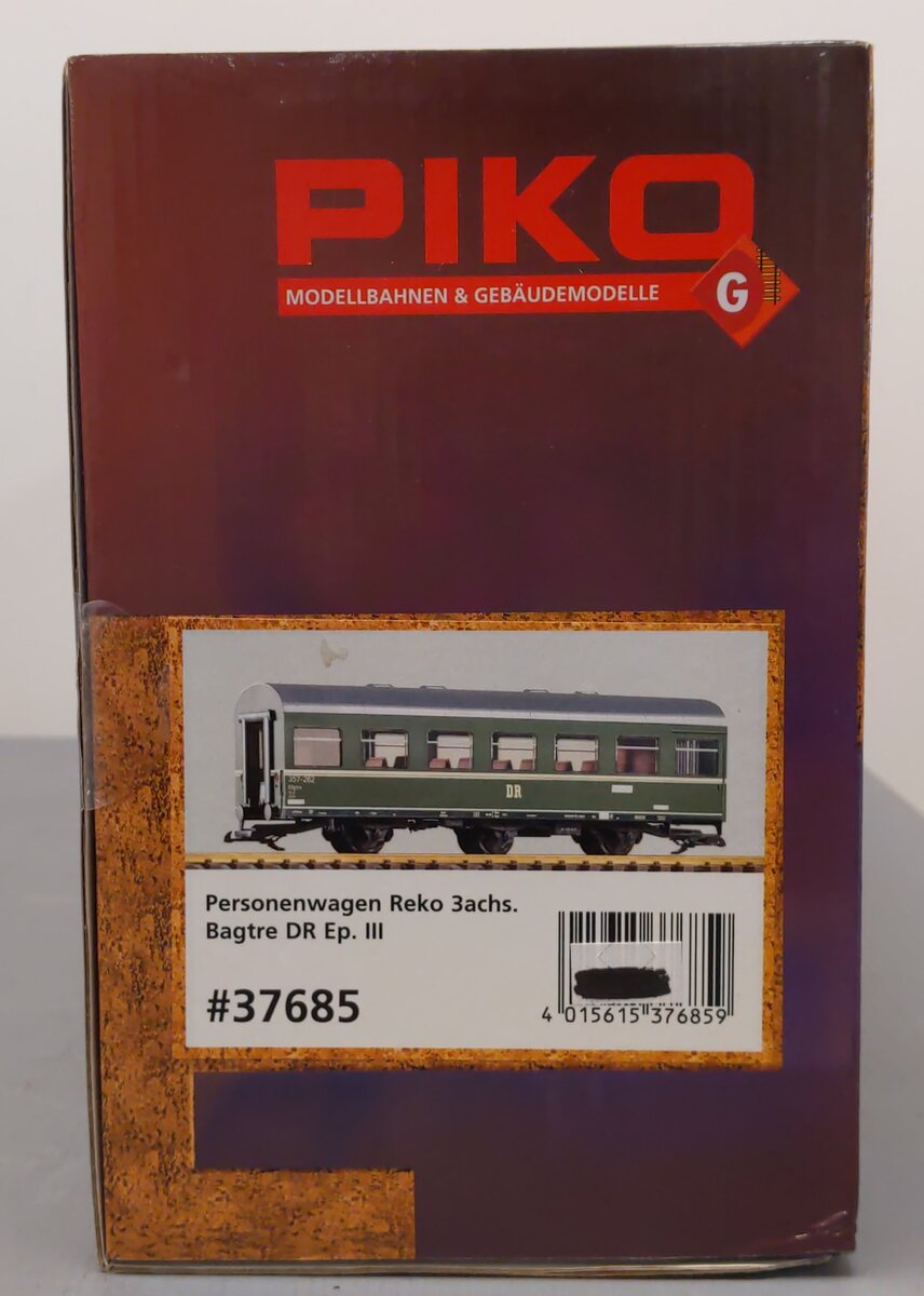 Piko 37685 G European DR III 3-Axle Coach Bagtre