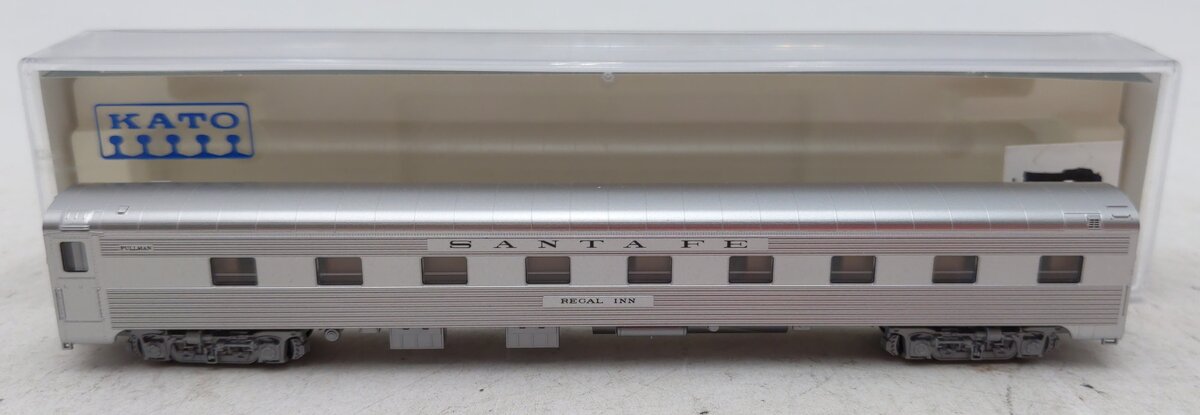 Kato 156-0907-1 N Atchison Topeaka Santa Fe Regal Inn 4-4-2 Sleeper with LED