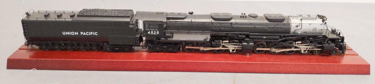Marklin 37996 Digital HO Scale Union Pacific 4-8-8-4 Big Boy Steam Loco & Tender