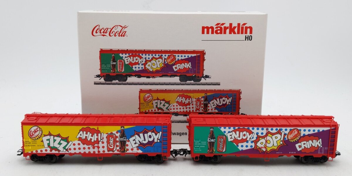 Marklin 45685 HO Scale Coca-Cola Refrigerator Car (Set of 2)