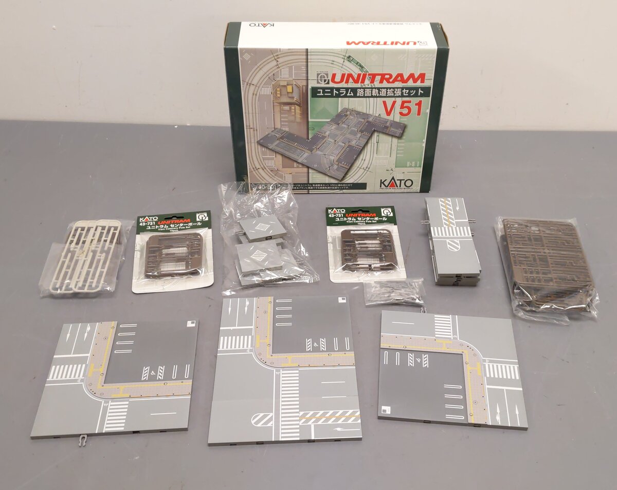 Kato 40-801 N Unitram Street Track Set V51 Figure-Eight Crossing