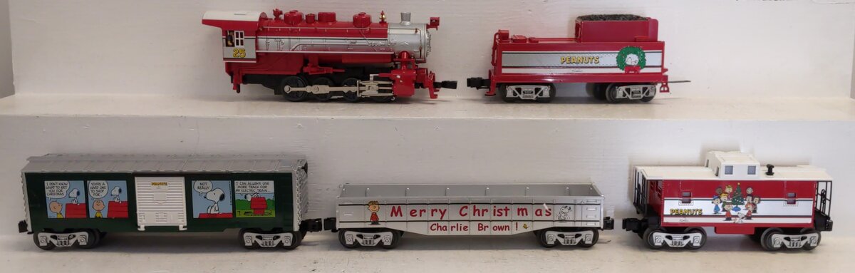 Lionel 6-30193 O Gauge Peanuts Christmas Steam Train Set