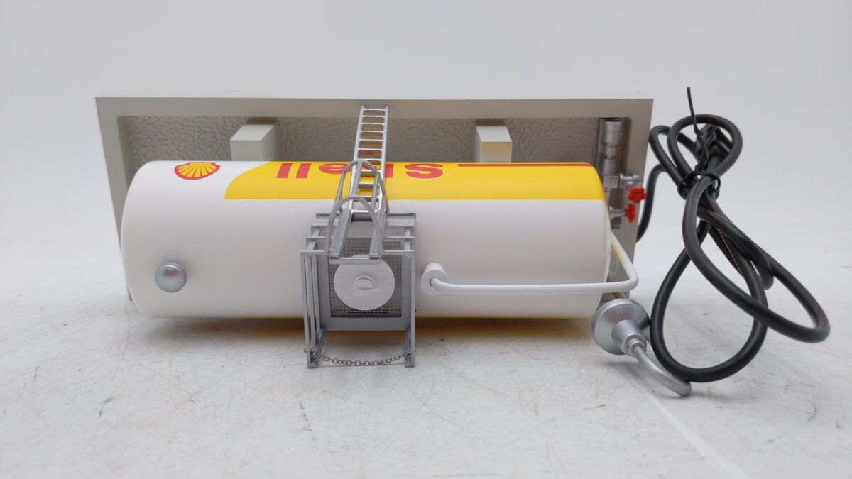 Lionel 6-83241 O Shell Oil Storage Tank With Light