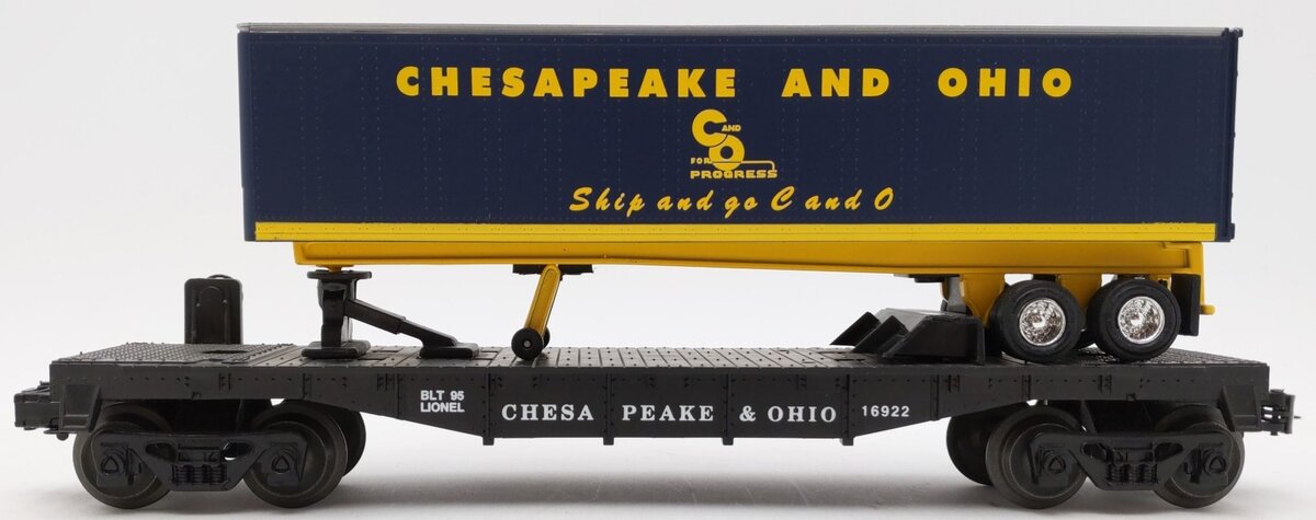 Lionel 6-16922 O Gauge Chesapeake & Ohio Flatcar with Trailer #16922 LN/Box